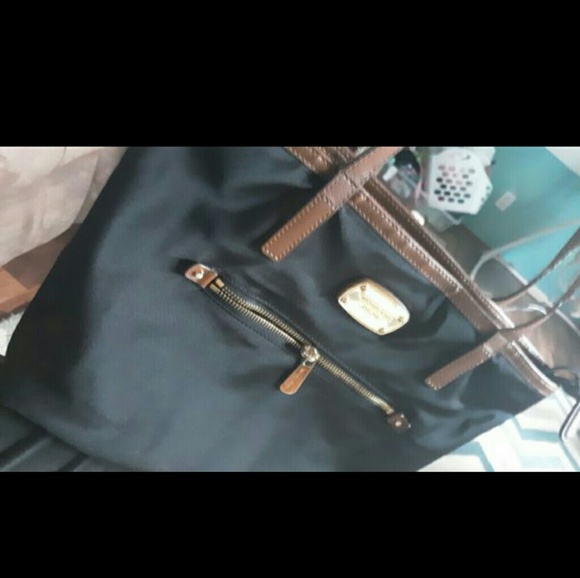 Purse - Picture 2 of 2